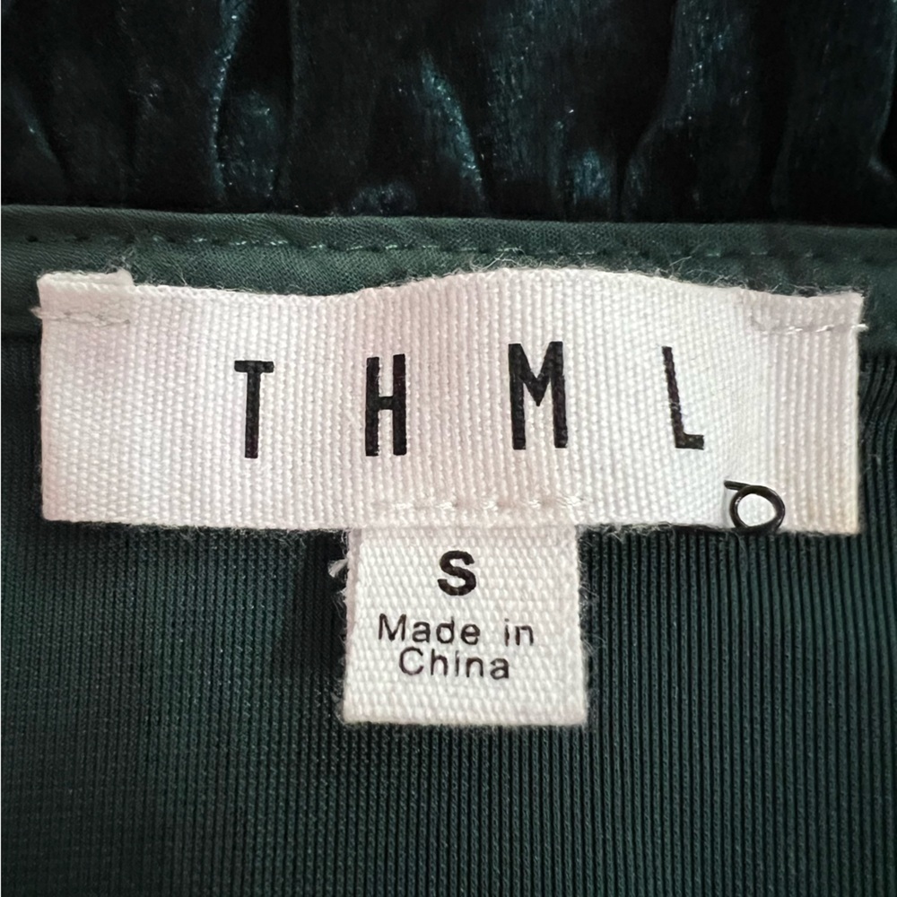 NWOT Anthropology THML Emerald Velvet Ruffle Blouse Size Small - Picture 7 of 7
